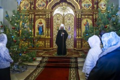 Ректор семинарии совершил  богослужение в Казанском мужском монастыре
