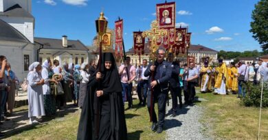 Торжества в честь перенесения мощей святителя Феофана, Затворника Вышенского