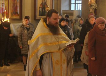 Дмитриевская суббота: педагоги и студенты приняли участие в богослужениях 5.11.22