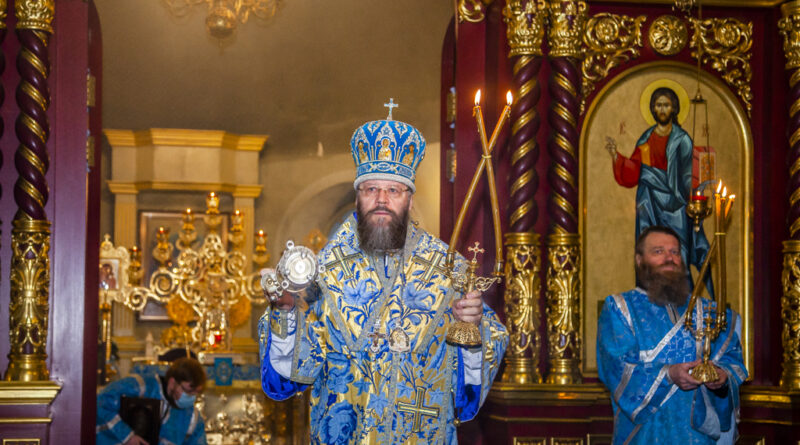 Проповедь митрополита Феодосия в праздник в честь Казанской иконы Божией Матери