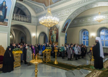 Божественная литургия в день памяти святого праведного Иоанна Кронштадтского в Вознесенском женском монастыре 2.01.2023