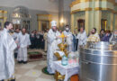 Митрополит Феодосий совершил Божественную литургию в Крещенский сочельник в Спасо-Преображенском кафедральном соборе