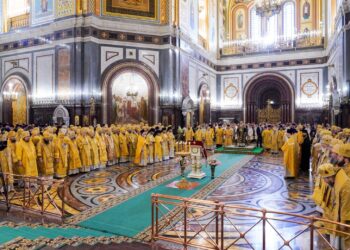 Митрополит Феодосий сослужил Святейшему Патриарху Кириллу в четырнадцатую годовщину его интронизации