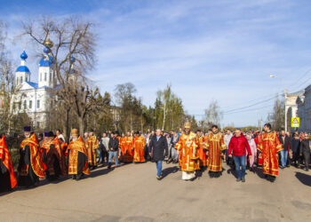 Состоялся Пасхальный крестный ход по улицам города Тамбова